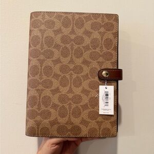 🤎COACH~Notebook in Signature Canvas